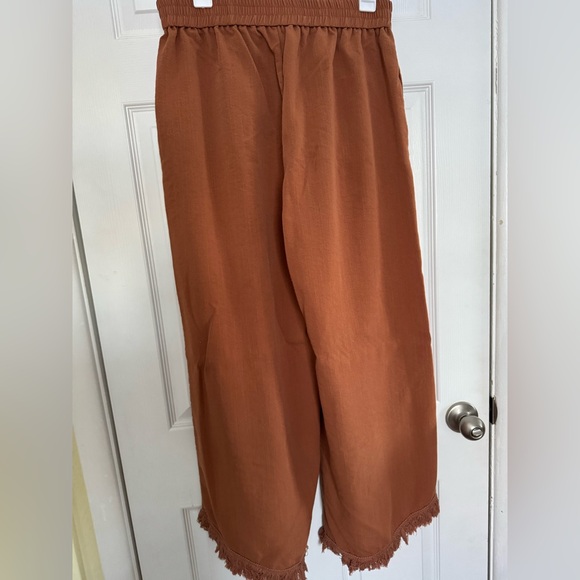 Rust Wide-Leg Pants - Picture 4 of 7